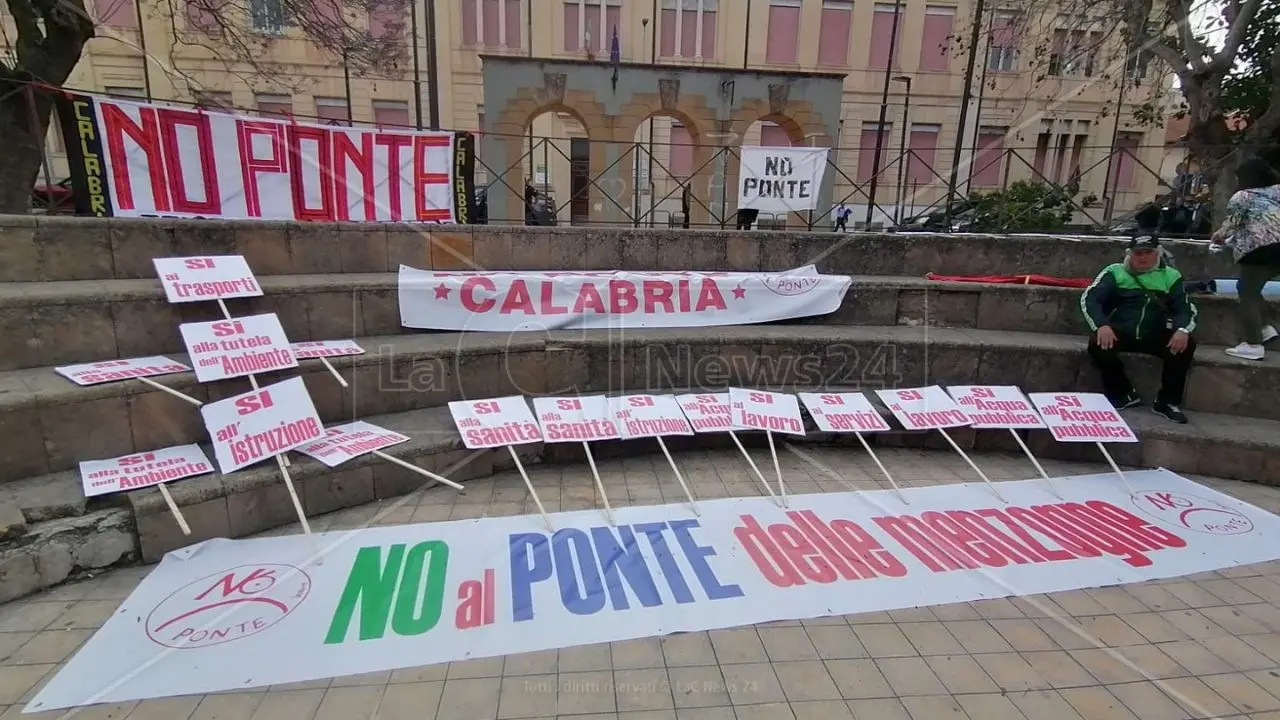 Ddl sicurezza, la rete No Ponte Calabria: «Il Governo mostra i muscoli con i deboli ma è prono ai diktat dei potenti»