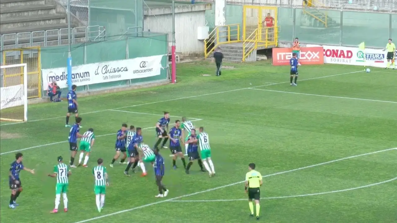 Eccellenza, play off nazionali: Vigor Lamezia e Bisceglie fanno 3-3 al D’Ippolito