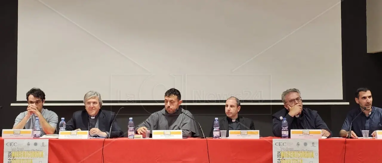 La condanna alla mafia, il biasimo e l’isolamento: a Lamezia la tavola rotonda della Conferenza Episcopale calabrese