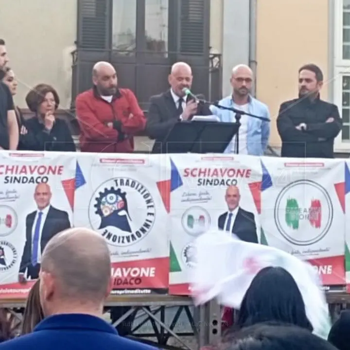 Comunali a Gioia Tauro, Schiavone spiega il suo programma alla città: «Nessun libro dei sogni, ma punti da risolvere a breve termine»