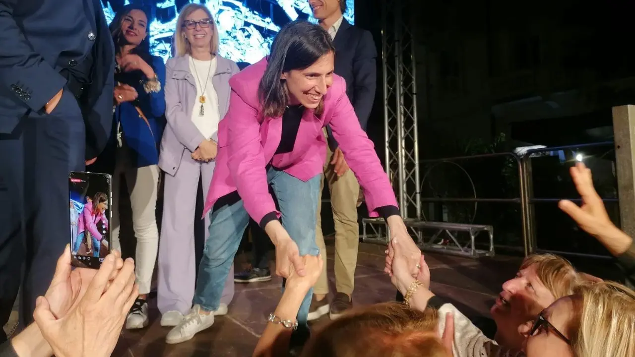 Il tour elettorale calabrese di Elly Schlein termina a Reggio: «L’autonomia differenziata? Un cinico baratto tra Meloni e Salvini»