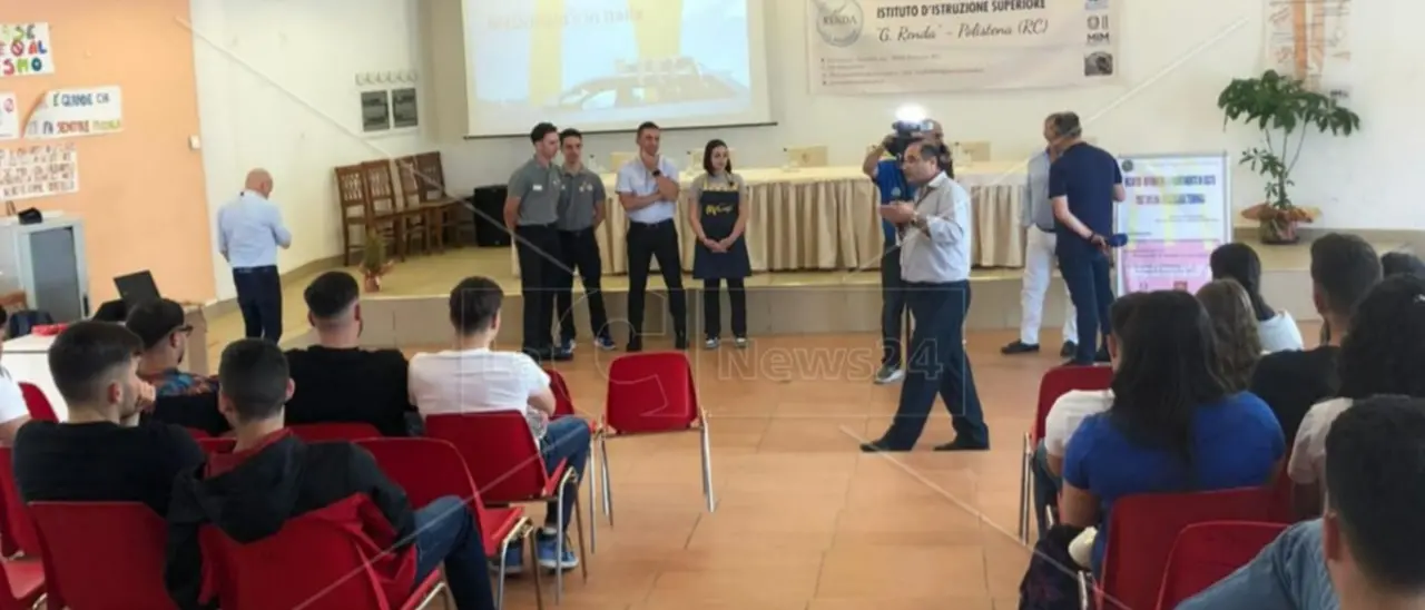 McDonald’s sale in cattedra all’Alberghiero di Polistena: «Vi raccontiamo come funziona»