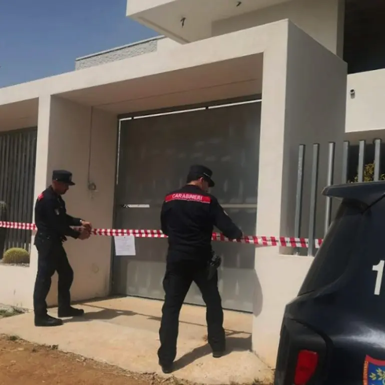 Crosia, sequestrata un’abitazione abusiva: denunciate quattro persone