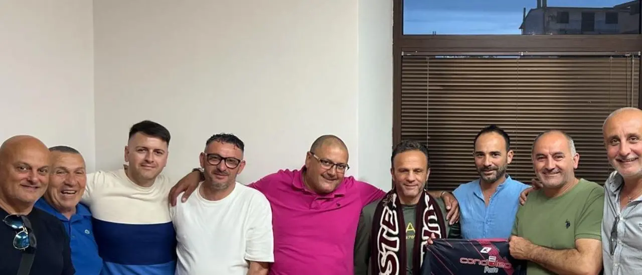 Promozione, la Virtus Rosarno annuncia il tecnico Ferraro e prepara i botti di mercato