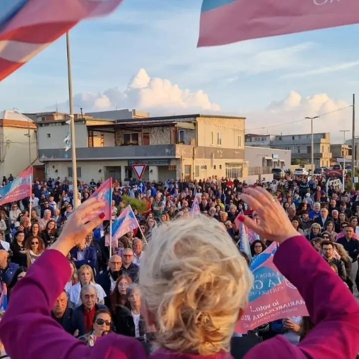 Comunali a Gioia Tauro, Mariarosaria Russo traccia la rotta del cambiamento: «Bisogna abbandonare vecchie logiche partitiche»