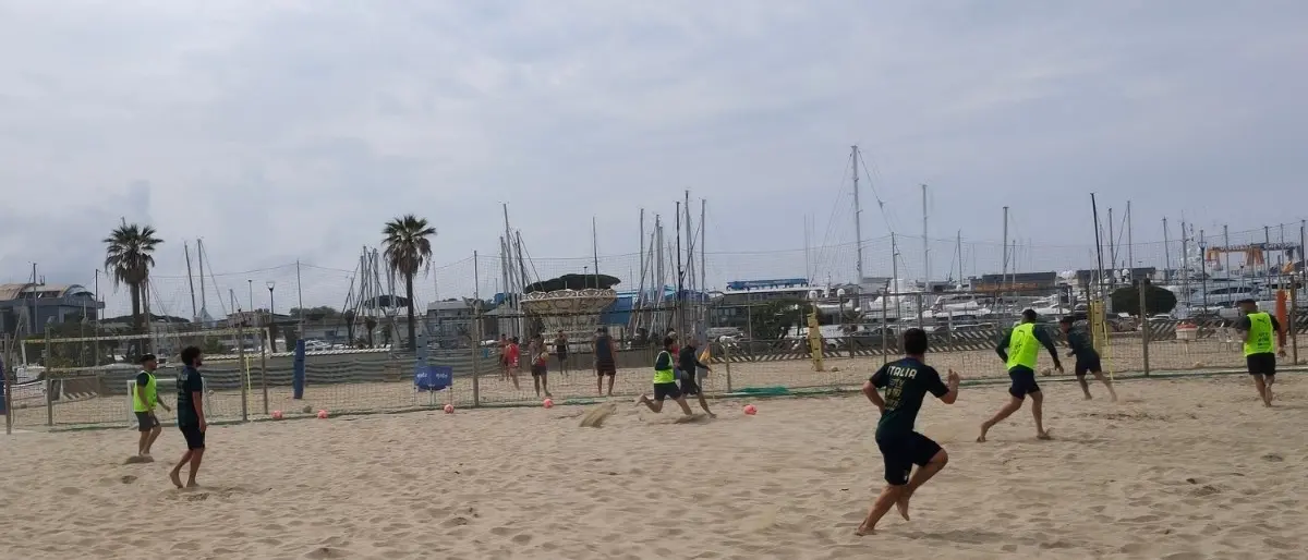 Beach Soccer, al via la stagione 2024: Icierre Lamezia, Brancaleone ed Ecosistem ai nastri di partenza
