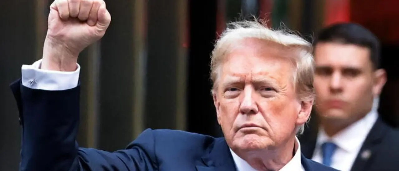 Trump condannato nel caso dei pagamenti alla pornostar: il verdetto del processo Stormy Daniels