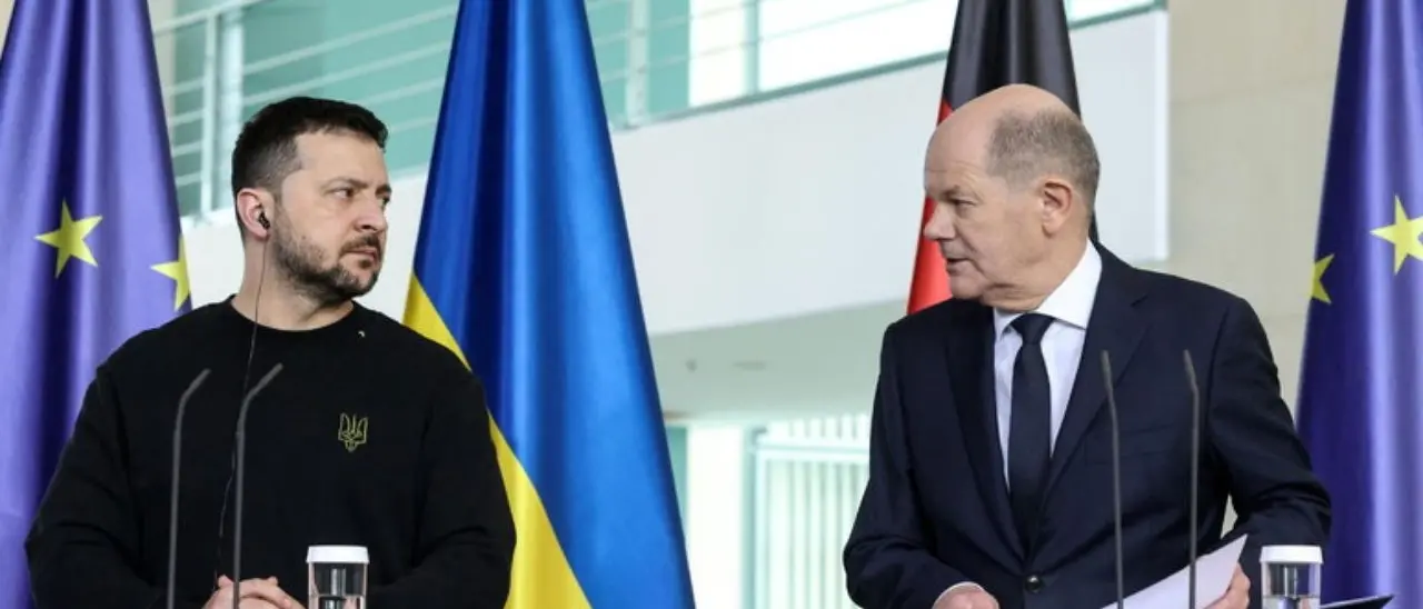 Guerra in Ucraina, via libera della Germania sull’uso delle armi contro la Russia