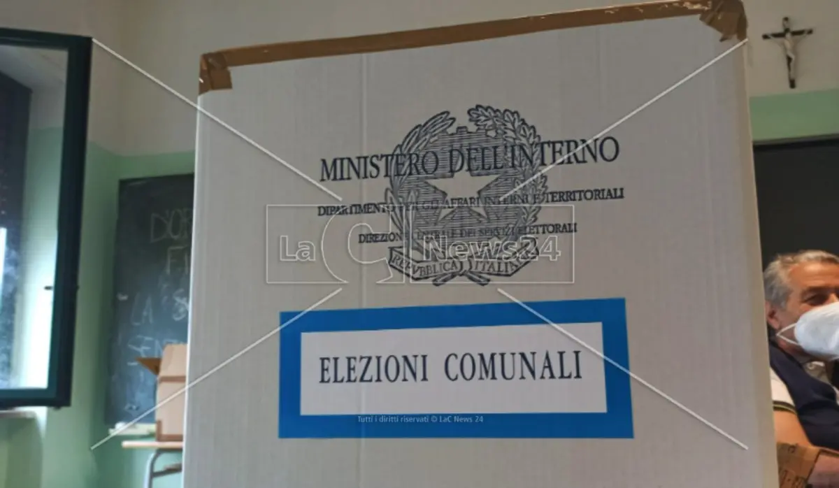 Amministrative, tra gli impresentabili indicati dall’Antimafia ci sono 3 candidati calabresi in campo a Vibo e nel Reggino