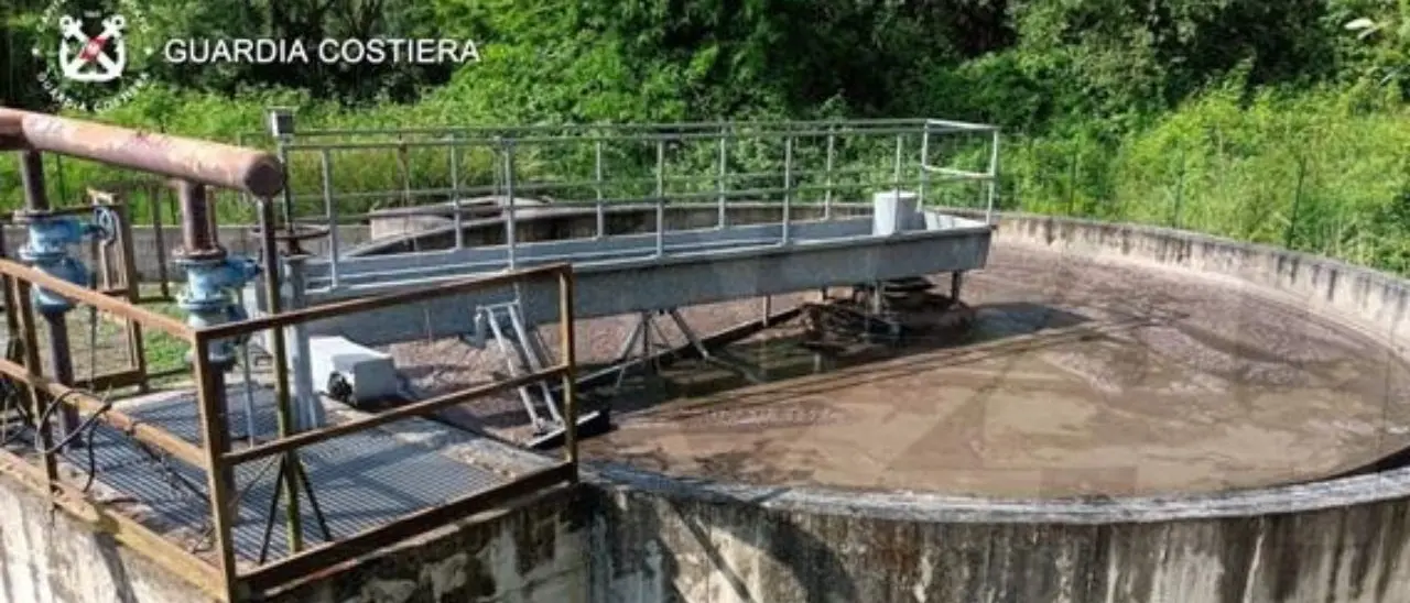 Girifalco, reflui fognari scaricati in un torrente: sequestrato il depuratore comunale