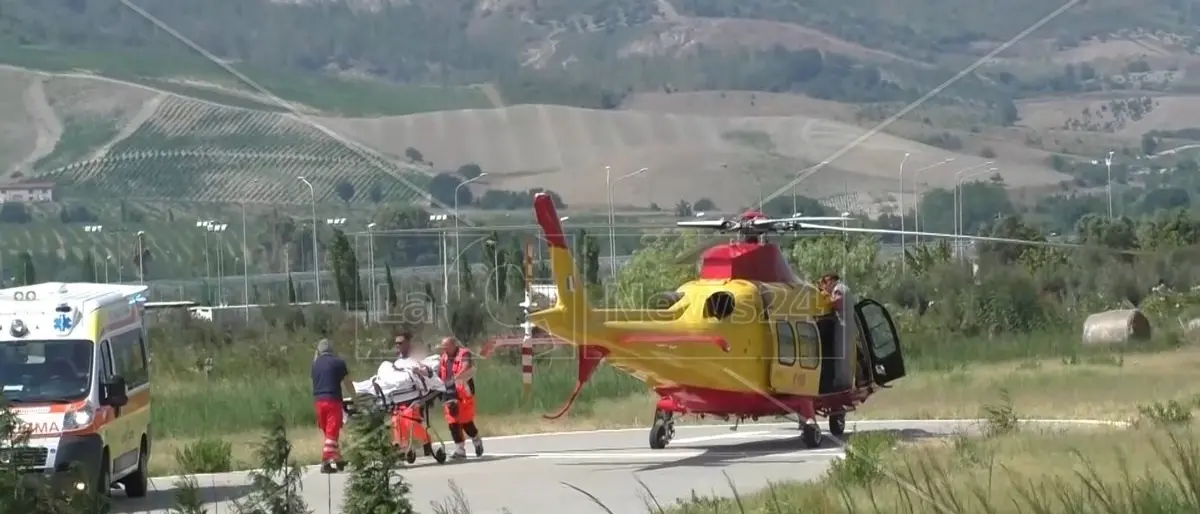 Il 118 di Catanzaro ribolle di rabbia: turni massacranti e lavoratori rimbalzati, chiesto l’intervento dei sindacati