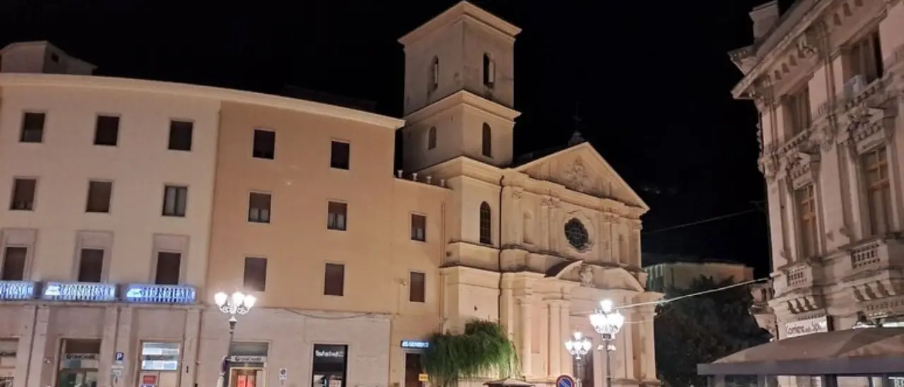 A Catanzaro, in mille a tavola per la “Cena straordinaria” tra eccellenze enogastronomiche e sapori mediterranei