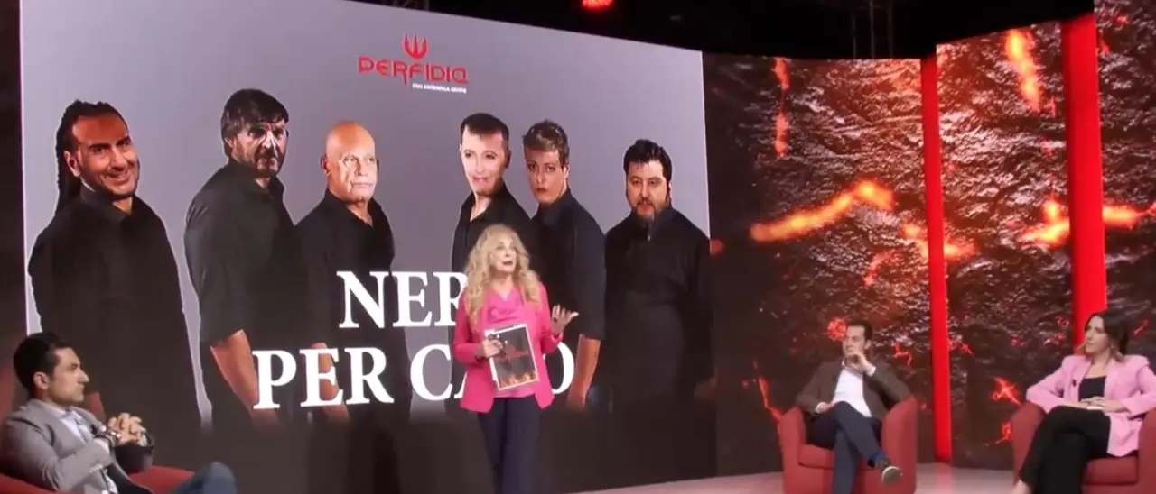 Neri per caso: la crisi del voto militante condanna al trasformismo? Ne parliamo a Perfidia - VIDEO