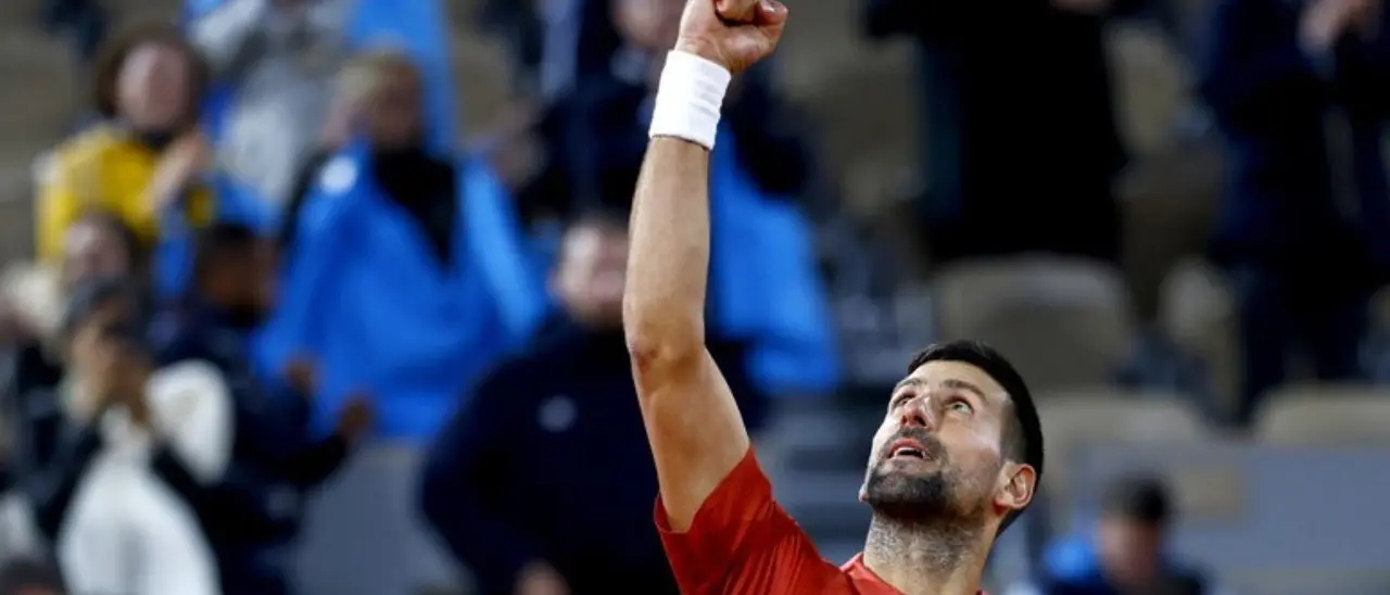 Roland Garros, Djokovic batte Musetti e resta numero uno. Sinner oggi in campo contro Moutet