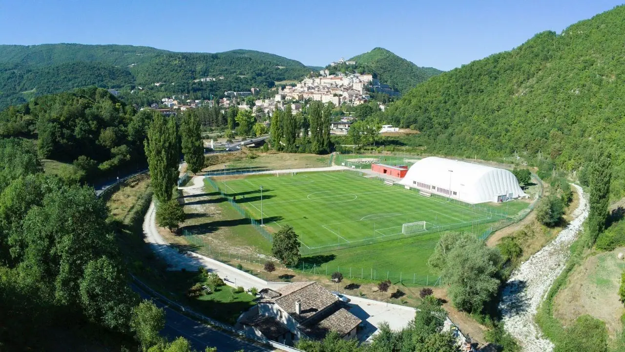 Cosenza, scelta la sede del ritiro precampionato: i rossoblù si alleneranno a Cascia