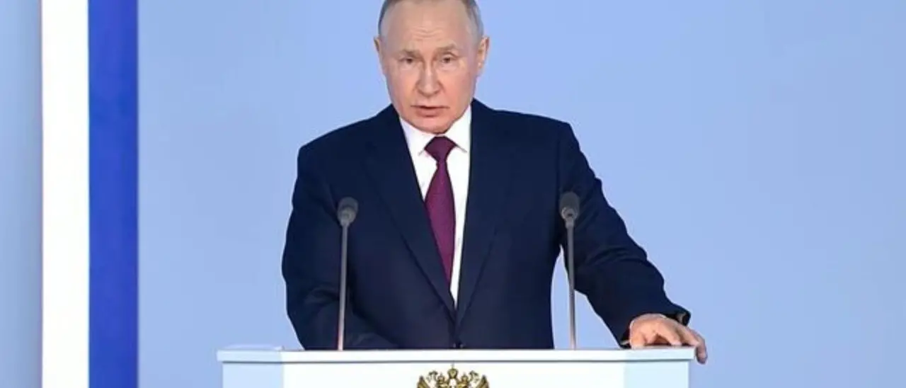 Guerra in Ucraina, Putin: «L’invio a Kiev di armi occidentali è un passo molto pericoloso»