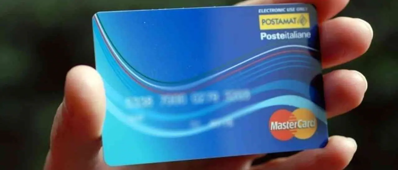 Sale da 460 a 500 euro la social card “Dedicata a te”: da settembre 30mila beneficiari in più e nuove categorie di acquisto