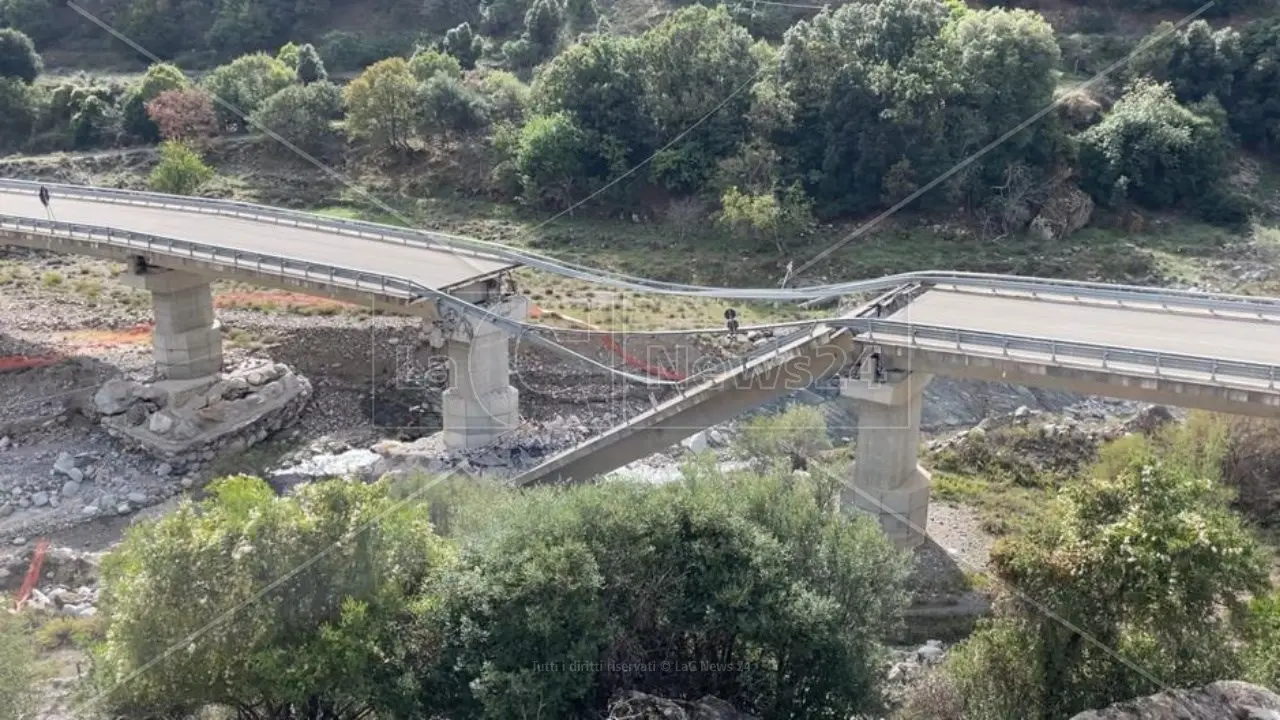 Longobucco, il 10 giugno al via i lavori di demolizione del ponte crollato un anno fa