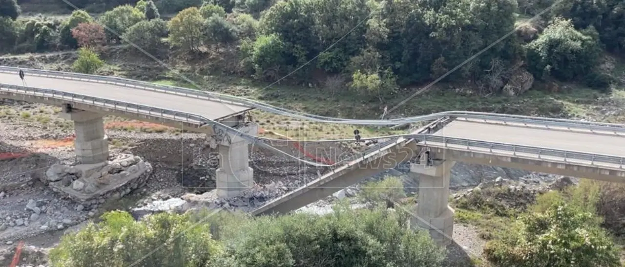 Longobucco, il 10 giugno al via i lavori di demolizione del ponte crollato un anno fa
