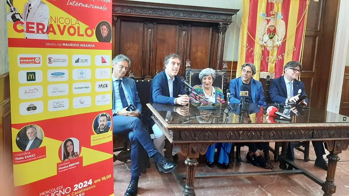 Catanzaro, al tecnico bresciano Roberto De Zerbi il Premio Ceravolo: presentata l’11esima edizione