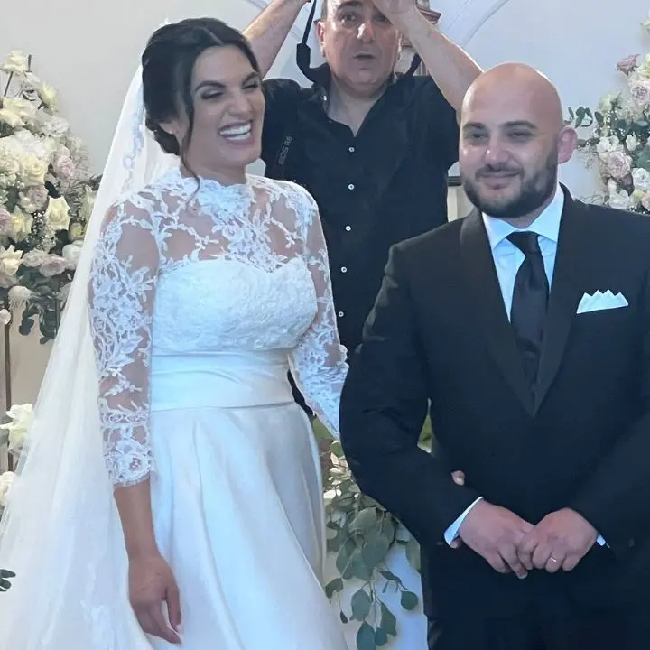 Fiori d’arancio in casa LaC, network in festa per il matrimonio di Ilario Balì