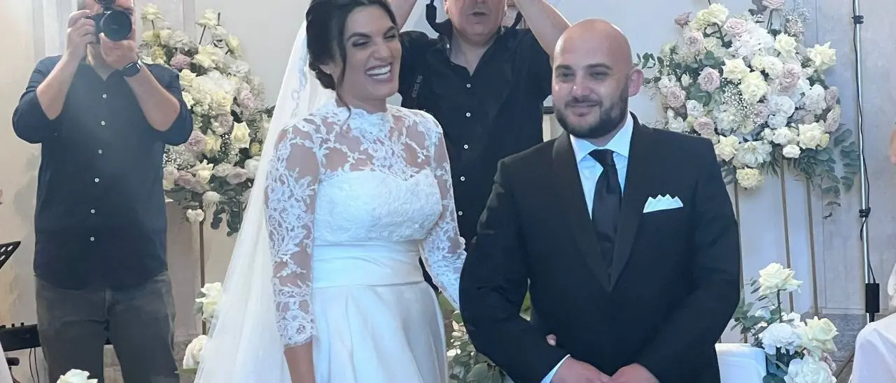 Fiori d’arancio in casa LaC, network in festa per il matrimonio di Ilario Balì