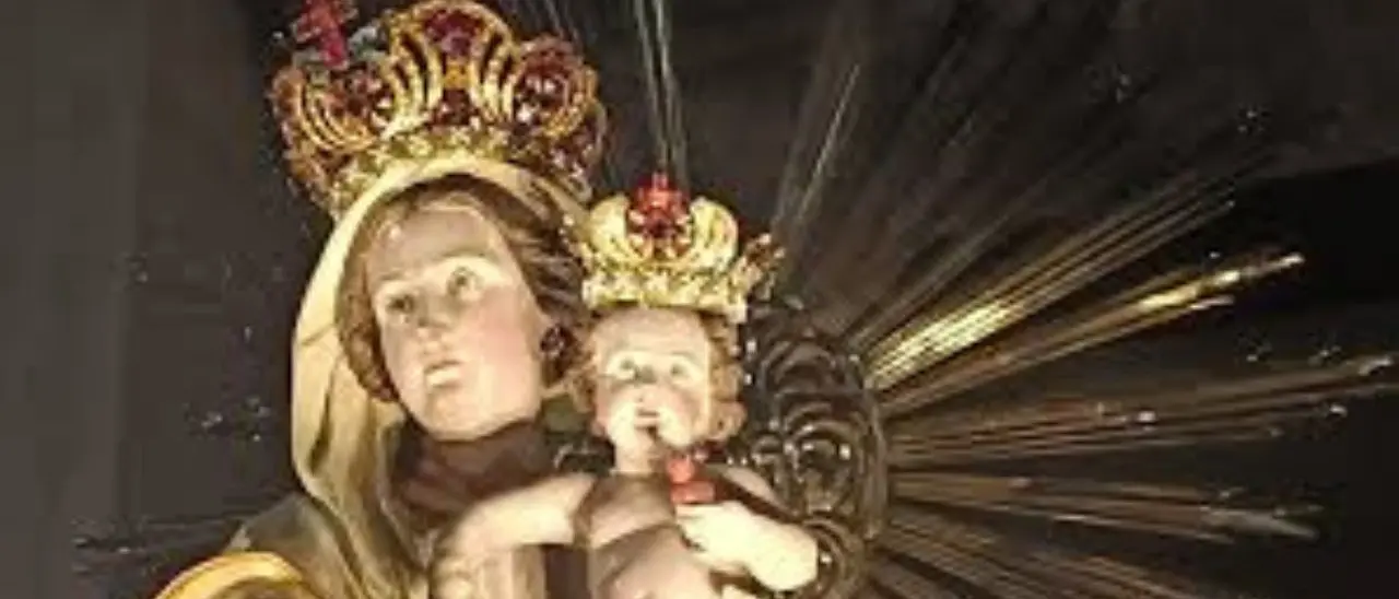 Papa Francesco benedice lo stellario della Madonna della Montagna di Taurianova