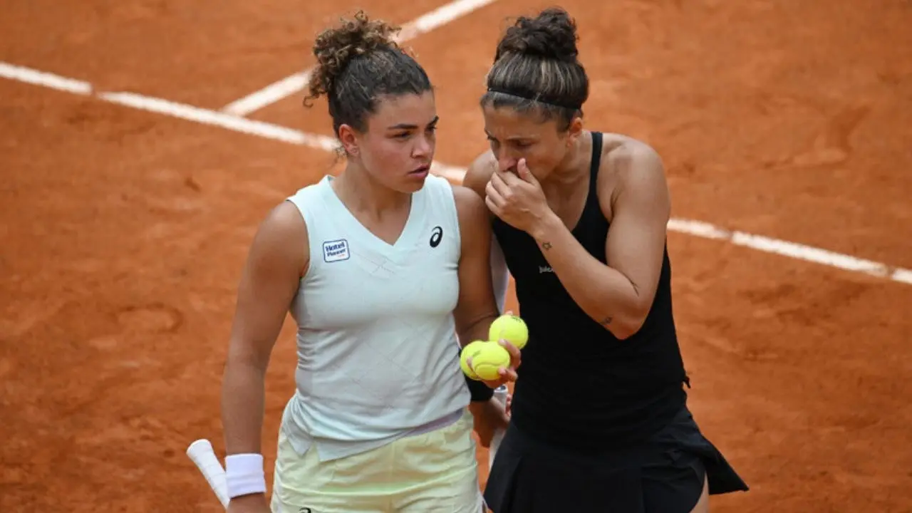 Roland Garros, Paolini-Errani perdono la finale: Gauff-Siniakova regine nel doppio a Parigi