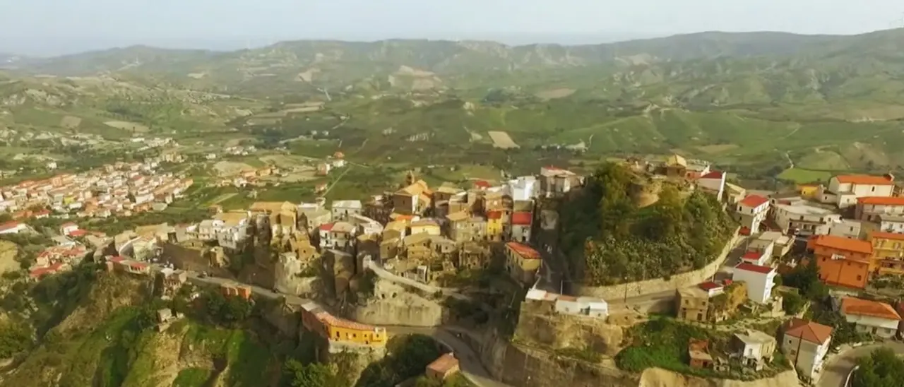 Nessun candidato a sindaco, a guidare il Comune di Melissa sarà un commissario