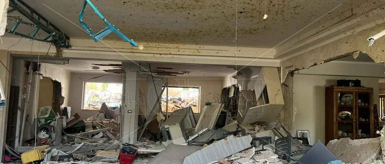 Fuga di gas a Montepaone, forte deflagrazione in un’abitazione: tre feriti