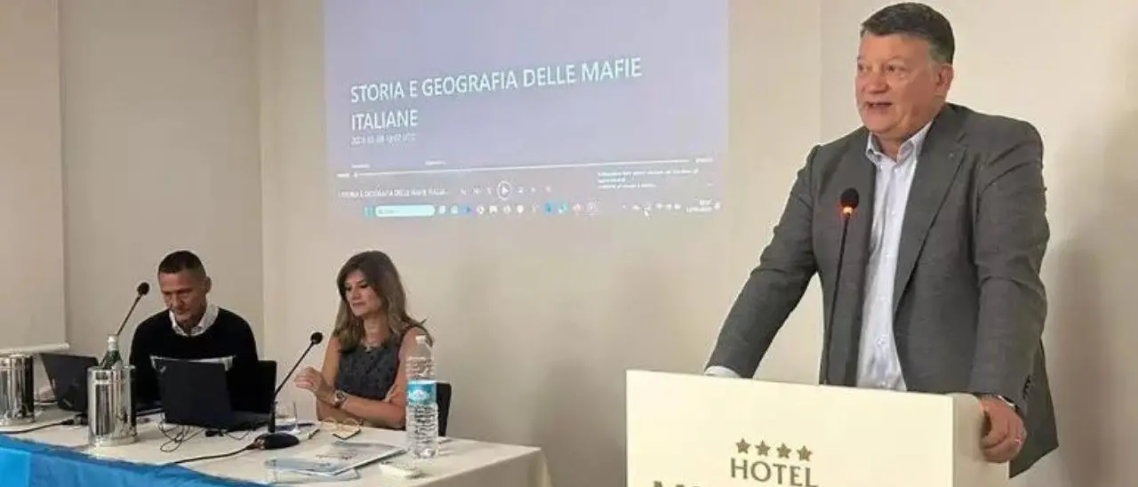 A Gizzeria l’Alta Scuola di formazione antimafia della Uil, Bombardieri: «Non ci arrenderemo perché il silenzio è il nostro peggior nemico»