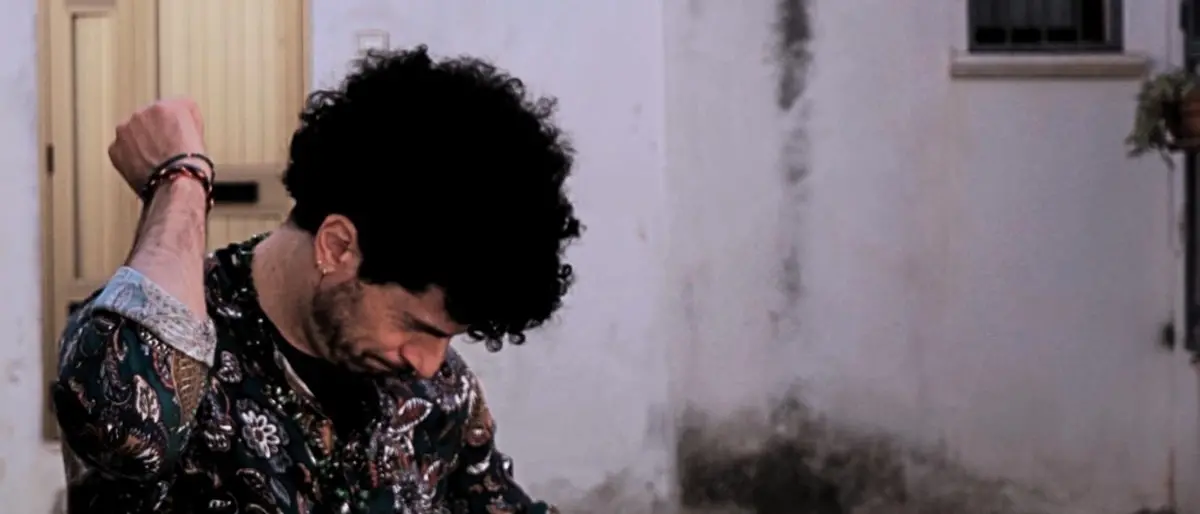 Il cantante calabrese Dalen presenta il nuovo singolo “Emigrato”: esordio a Bologna con il battesimo di Vecchioni