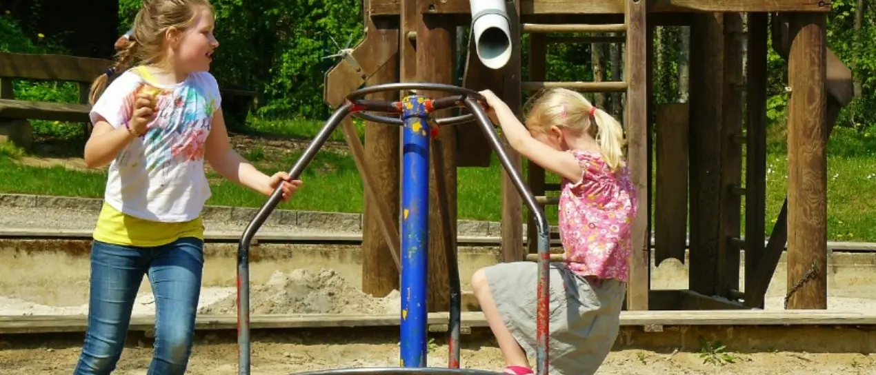 Vacanze solidali, la Caritas accoglie 700 bambini ucraini per l’estate: un gruppo arriverà anche in Calabria