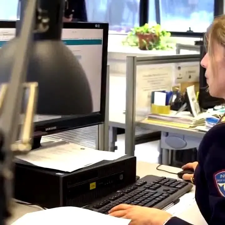 Pedopornografia online, operazione della polizia in diverse regioni: perquisizioni anche in Calabria