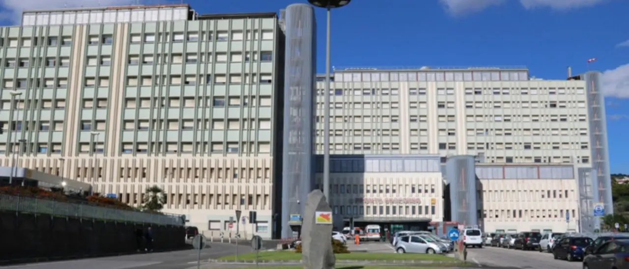 Si diede fuoco con della benzina nel Vibonese: morto il 55enne al Centro grandi ustioni di Catania