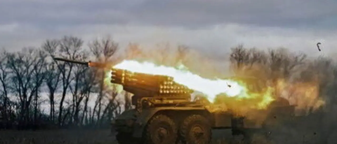 Guerra in Ucraina, esplosioni segnalate a Kiev: in azione la difesa antiaerea