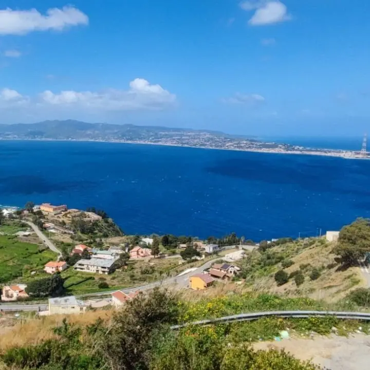 Immenso mare blu e splendide spiagge: visitare la Calabria attraverso i suoi porti e approdi