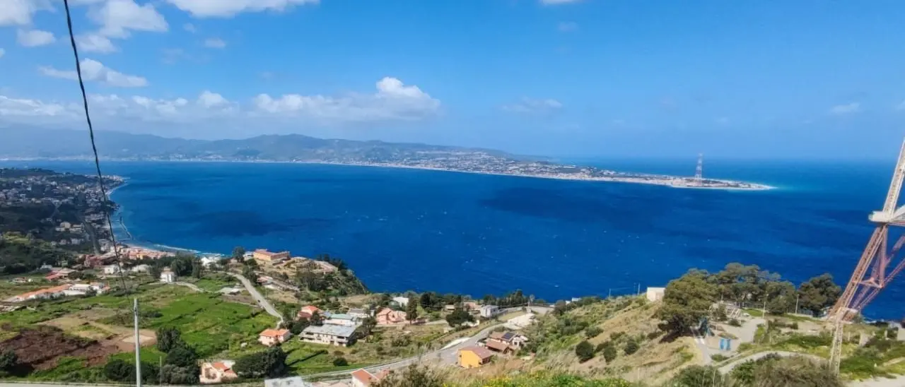 Immenso mare blu e splendide spiagge: visitare la Calabria attraverso i suoi porti e approdi