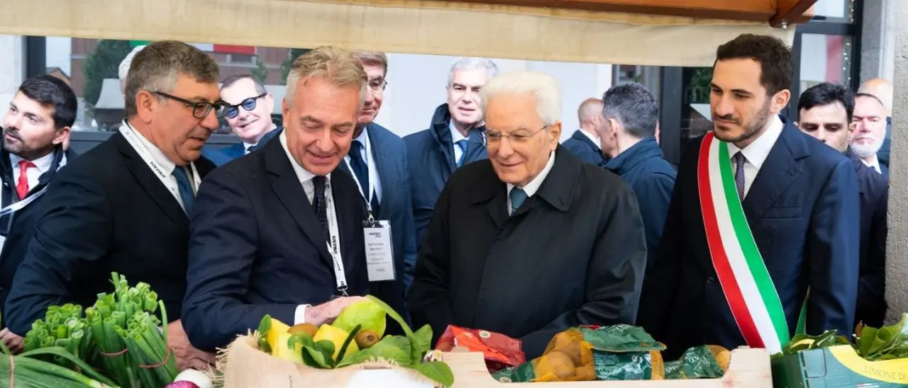 Macfrut 2023, il Presidente della Repubblica Mattarella visita lo stand della Calabria