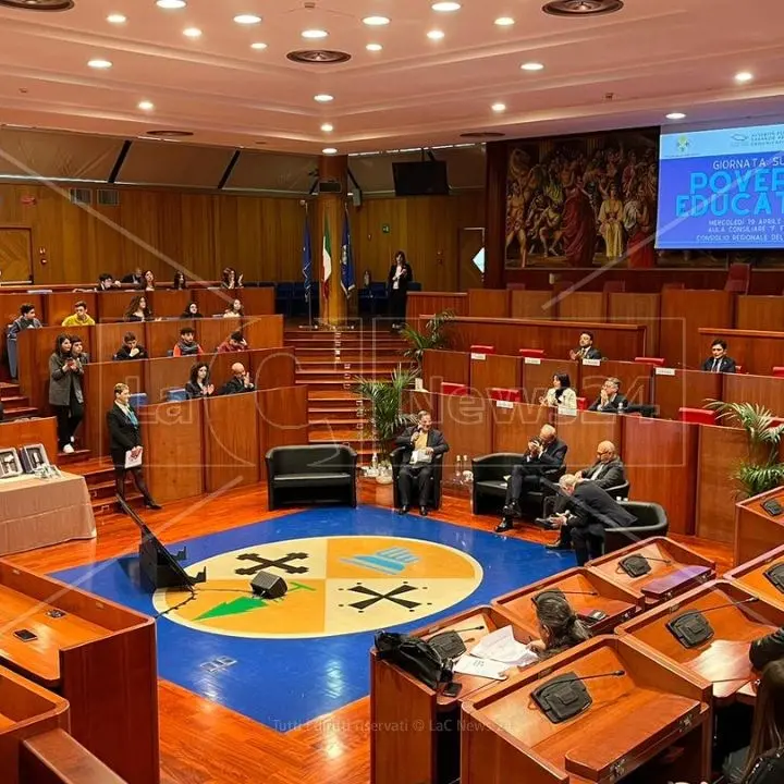 Un miliardo non speso, minoranza va a vedere le carte per scoprire il bluff della Regione. Ferrara (M5s): «Basiti da risposta assessore»