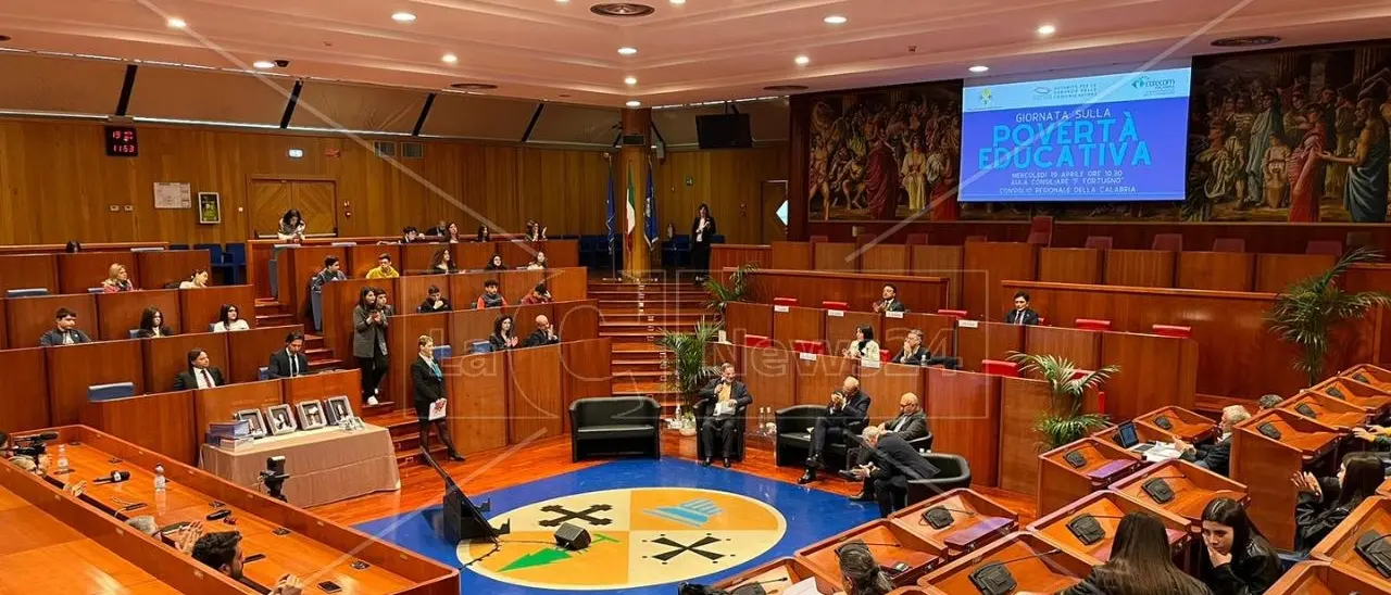 Un miliardo non speso, minoranza va a vedere le carte per scoprire il bluff della Regione. Ferrara (M5s): «Basiti da risposta assessore»