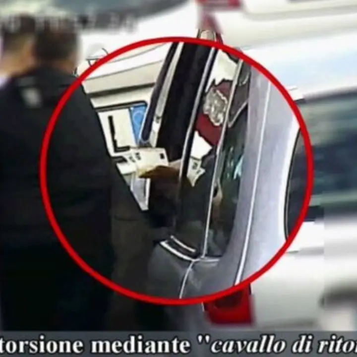 Spacciavano droga e rubavano auto, maxi blitz a Catania: 68 arresti. Coinvolta anche la Calabria