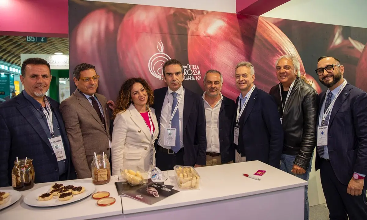 Fiera internazionale dell’ortofrutta a Rimini, Occhiuto: «Risultati dell’agroalimentare da record»