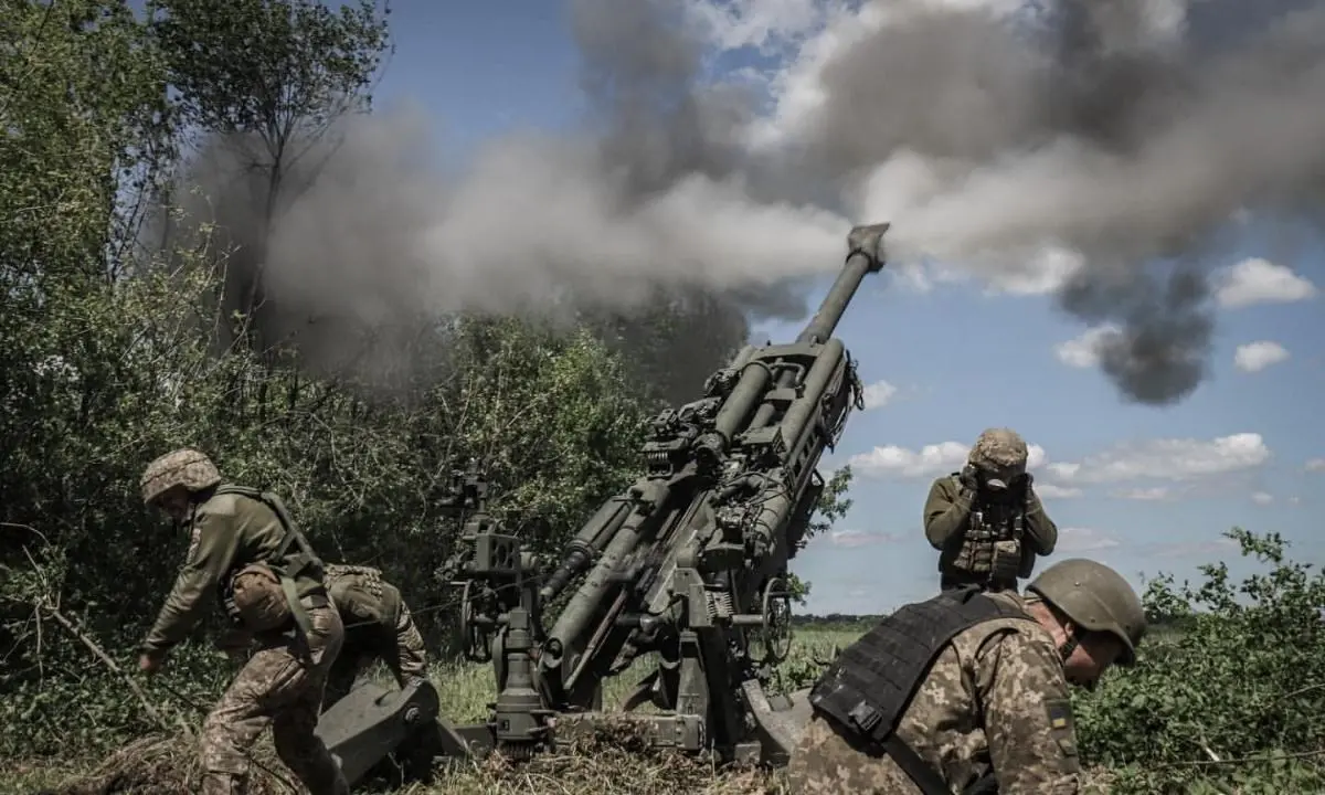 Ucraina, pesanti battaglie a Bakhmut e Marynka: «In 24 ore 50 attacchi russi»