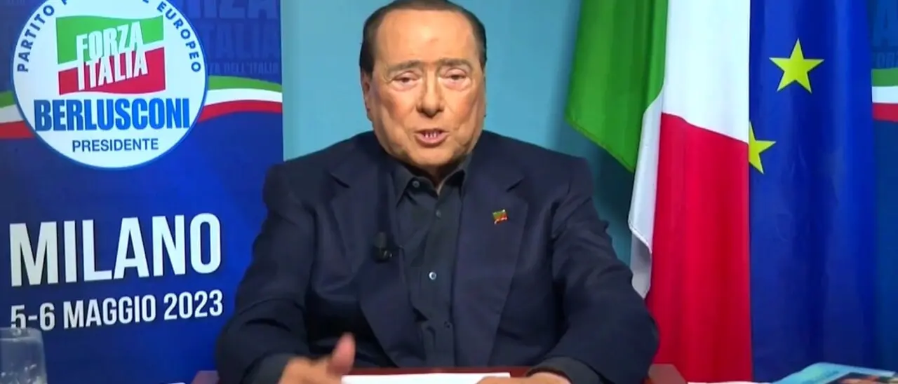 Berlusconi is back: il ritorno del Caimano, l’autoelogio di Occhiuto e la delusione dei delfini