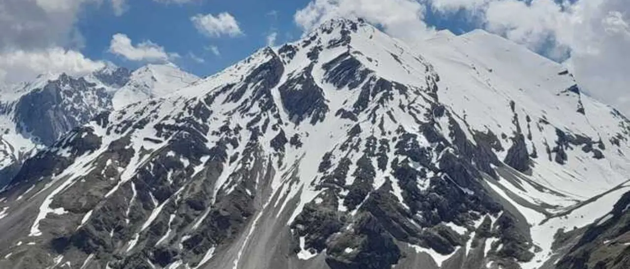 Scialpinista muore candendo dalla vetta del Gran Sasso: avviate le indagini