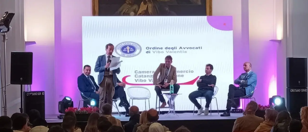 Maniaci a Vibo: «Lo Stato vuole combattere davvero la mafia? Secondo me no. La vera speranza sono i giovani»