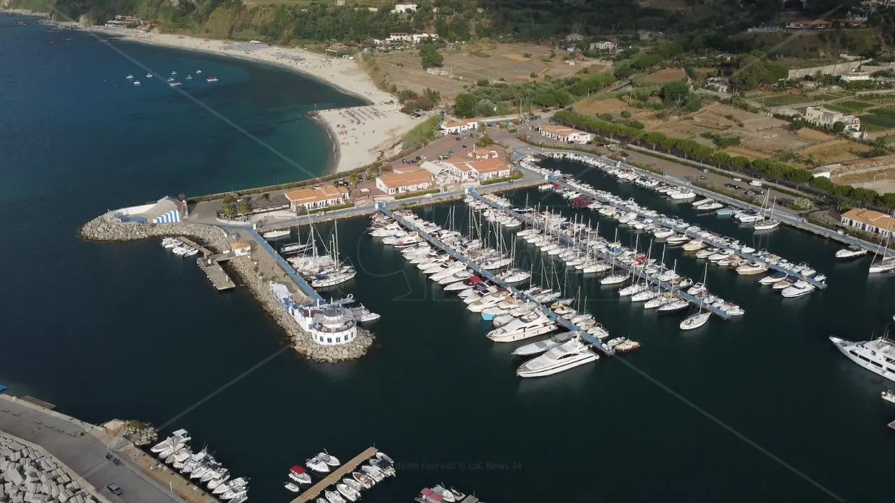 «Per l’ormeggio a Tropea ci pensa l’amico nostro», un capitano di vascello coinvolto nell’operazione di Vibo