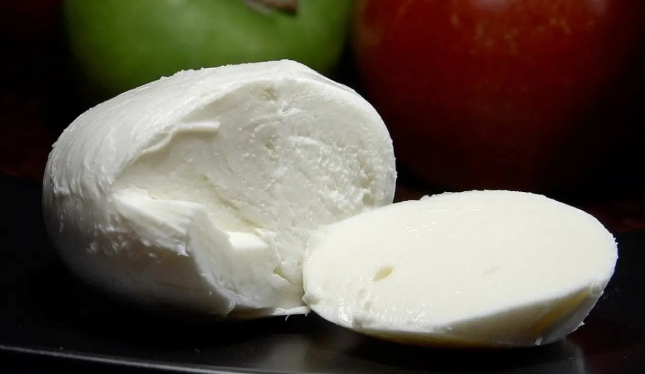 Bimba di 6 anni muore soffocata mentre mangia una mozzarella