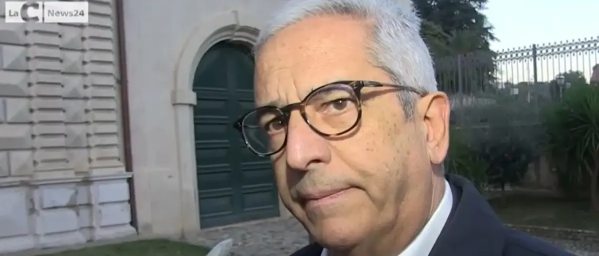 Rende, il sindaco Manna dopo la condanna per corruzione: «Contro di me un teorema costruito ad hoc»